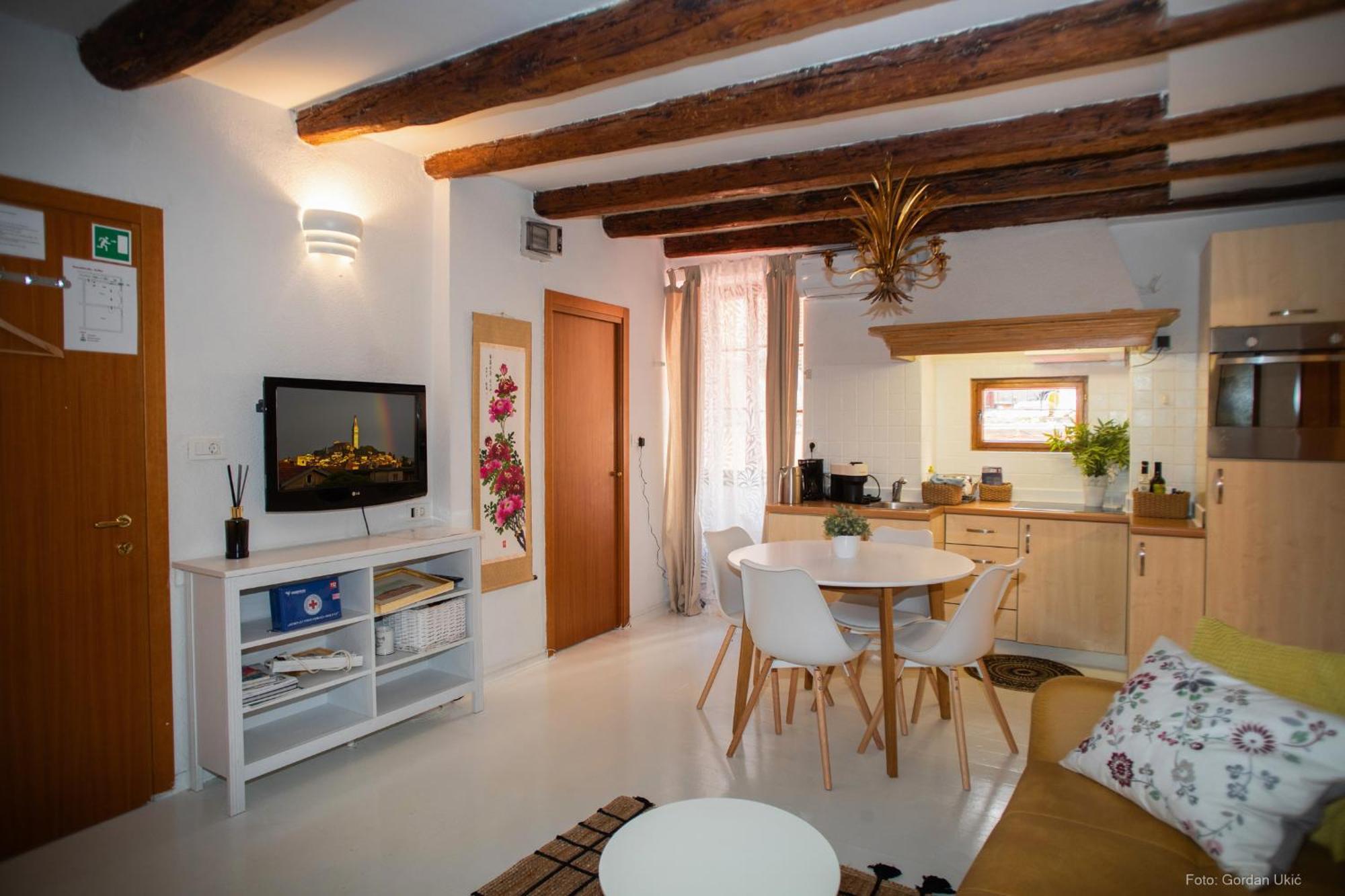 Apartment Jolli Rovinj Bagian luar foto