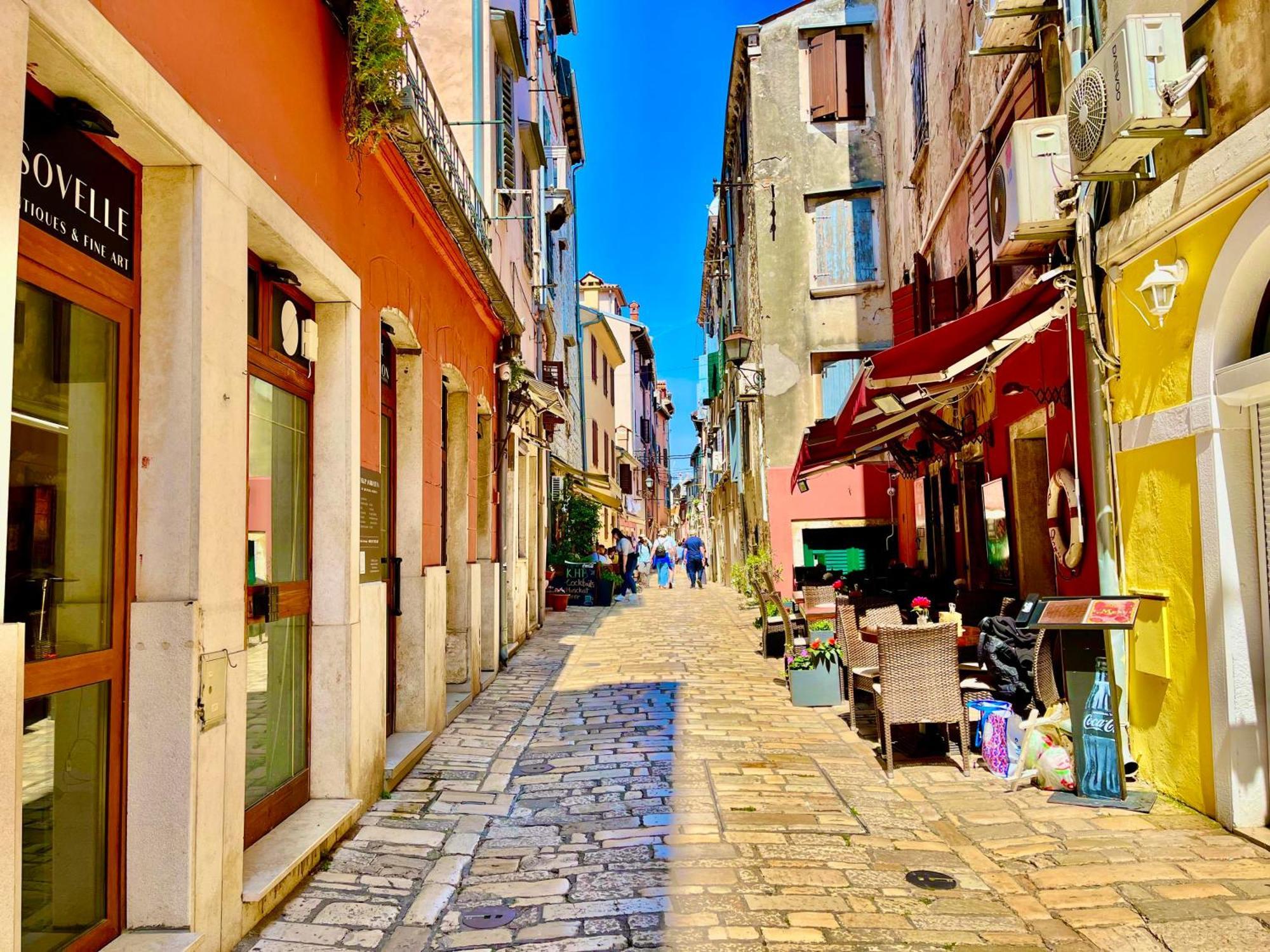 Apartment Jolli Rovinj Bagian luar foto
